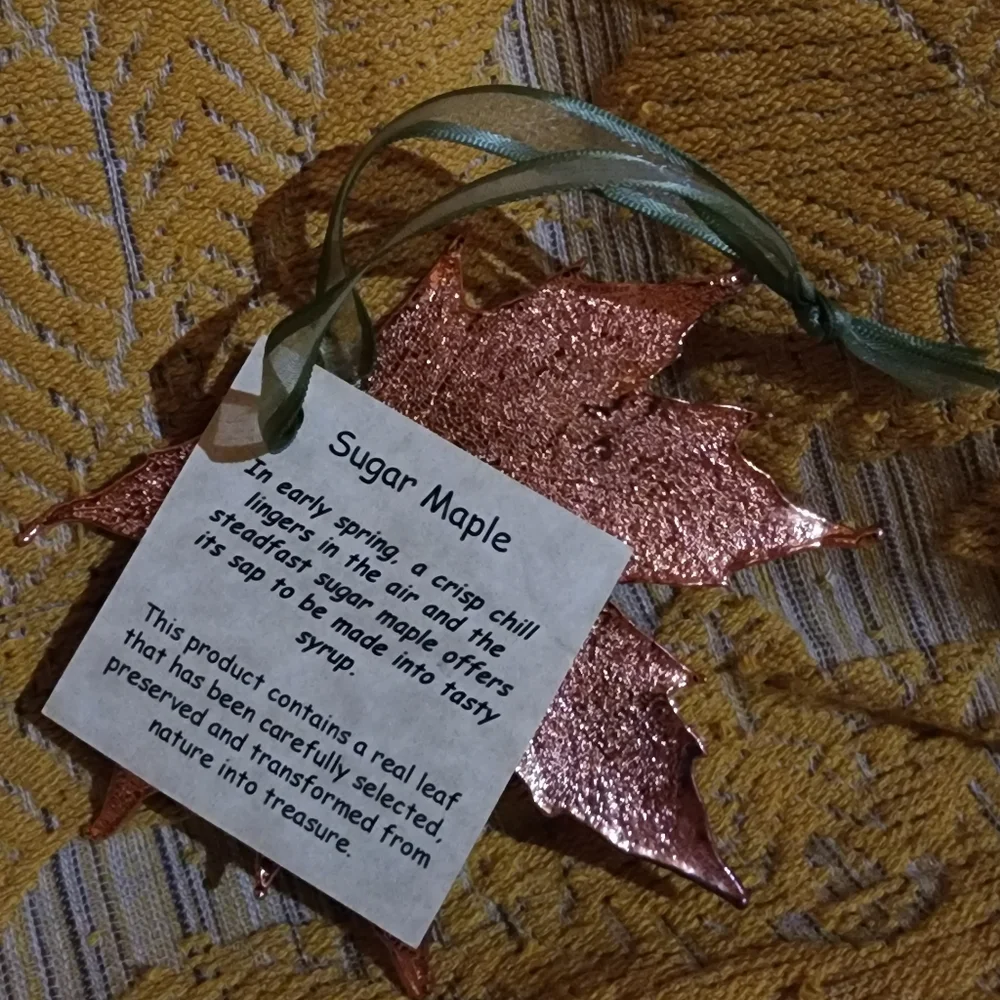 🤎Copper🤎 Electroplated Leaf Ornament - Picture 4 of 4